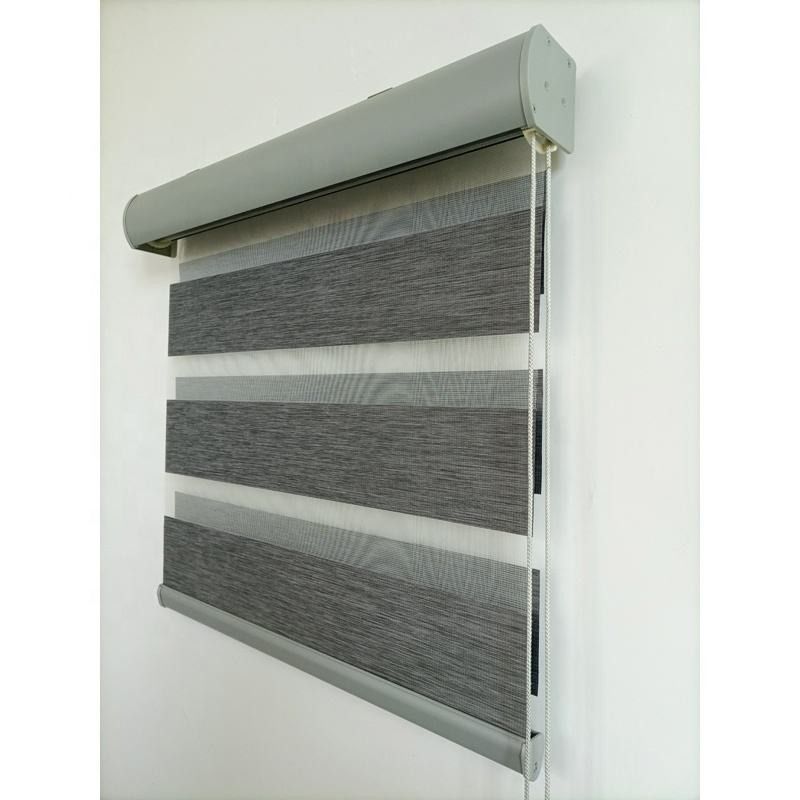 가벼운 UV 증명 무선 커튼 블라인드 밤낮으로 창 덮개