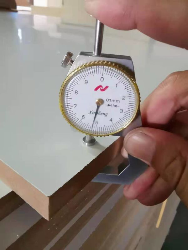 28 X 1160 X 2400mm 정비 접착판 19 또는 21 플라이 안티 슬리프