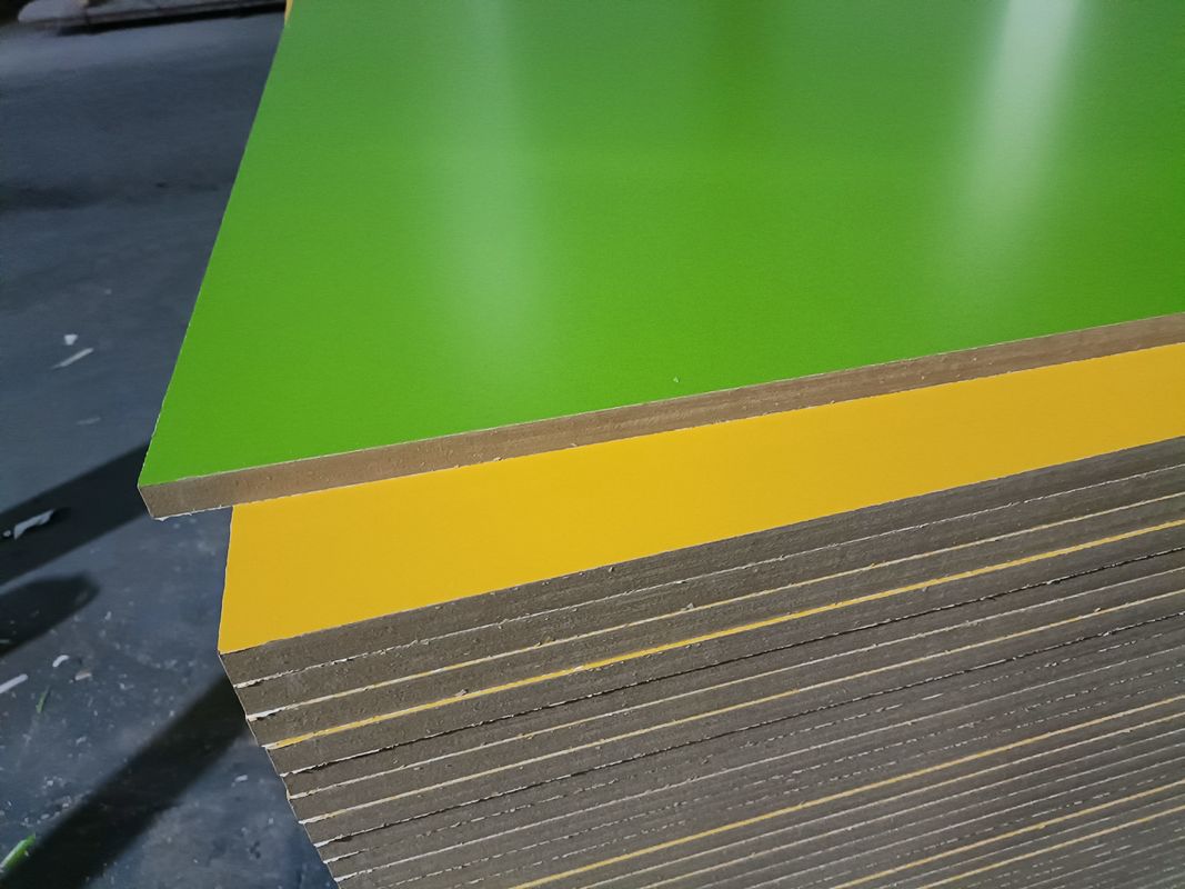 현대 4x8 나무 보드 멜라민 접착판 Mdf 또는 가구에 대한 입자