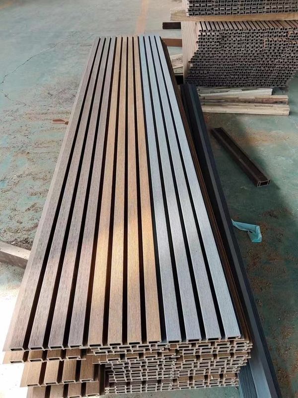 외장판 소리 격리 외장 플라스틱 복합 정원 방수 외장 구로 된 나무 사이딩