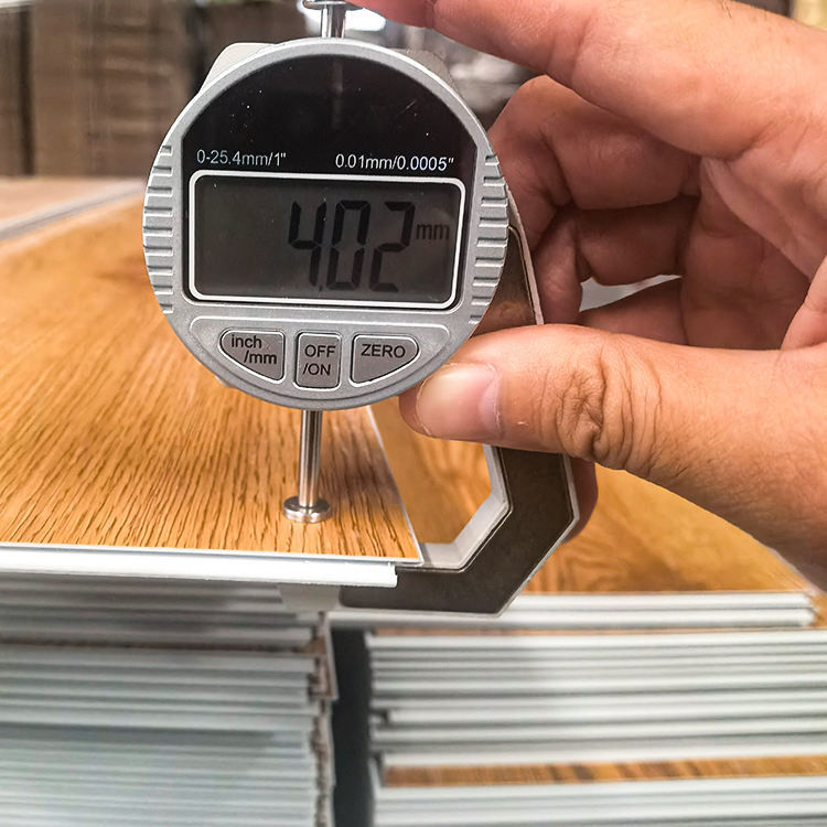 4mm 180*1220mm PVC 비닐 바닥 Piso SPC 클릭 방수 플라스틱 SPC 바닥