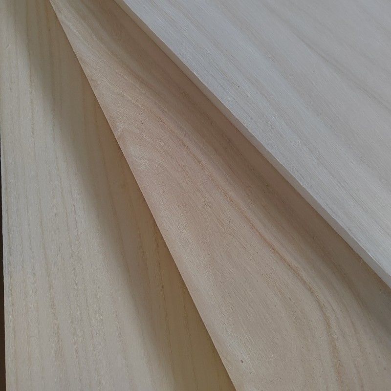파울루니아 단단한 나무 가장자리 접착판 가구 습도 함수 8%~12% 내구성 견고한 디자인