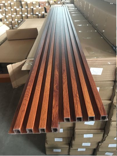 쉽게 설치 나무 복합 Wpc 벽 패널 외부 클레이딩 내부 플루트 된 벽 패널