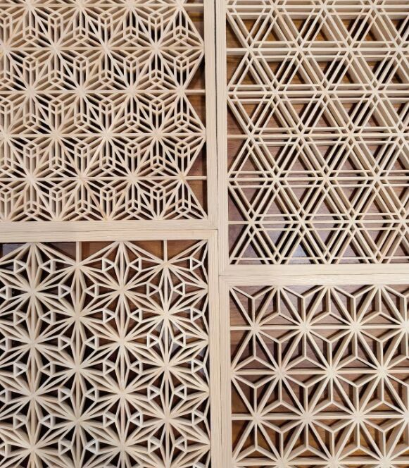 전통적인 미학 목조 작업 기술 목조 조각을 함께 결합 Kumiko 사용 Mortise 손으로 만든 선물