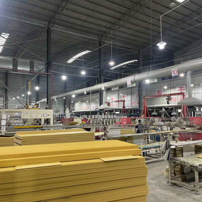 대나무 석탄 나무 플레어 보드 거울 사이딩 방화 방지 PVC 벽 패널 아파트 사무실