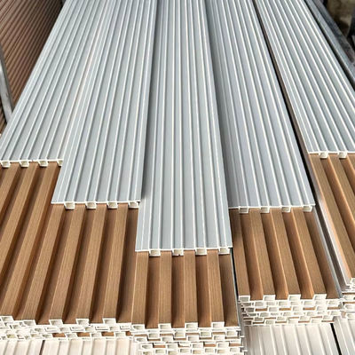 도매 가격 현대적인 디자인 WPC 벽 패널 정전기 방지 실내 우드 슬랫 벽 패널 실내 방수 WPC 벽 클래딩